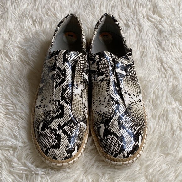 J Slides Black White Python Print Slip On Espadrille Sneakers Size 7 - Picture 3 of 12